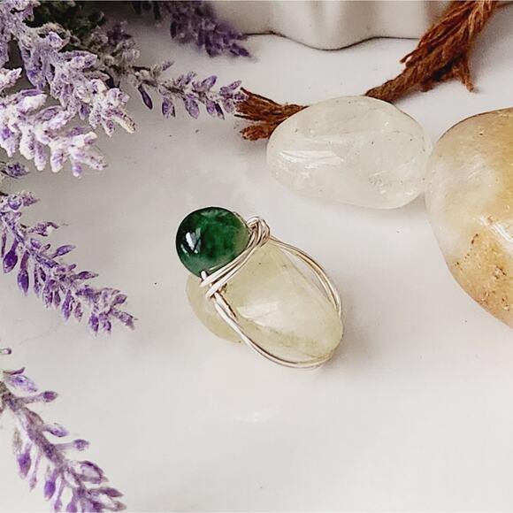 Green Natural Jade Stone Bead Ring / Silver-Plated Wire Wrapped Ring - Picture 2 of 13